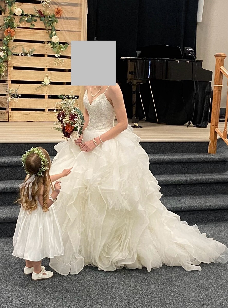 White by Vera Wang オーガンザ・ロゼッタドレス Size 2 Vera Wang Organza Rosette Wedding Dress | eBay