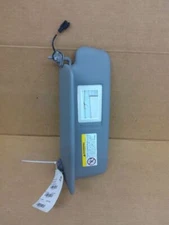 Passenger Right Sun Visor Illuminated Fits 04-10 TOUAREG 263223