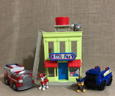 paw patrol adventure bay town set