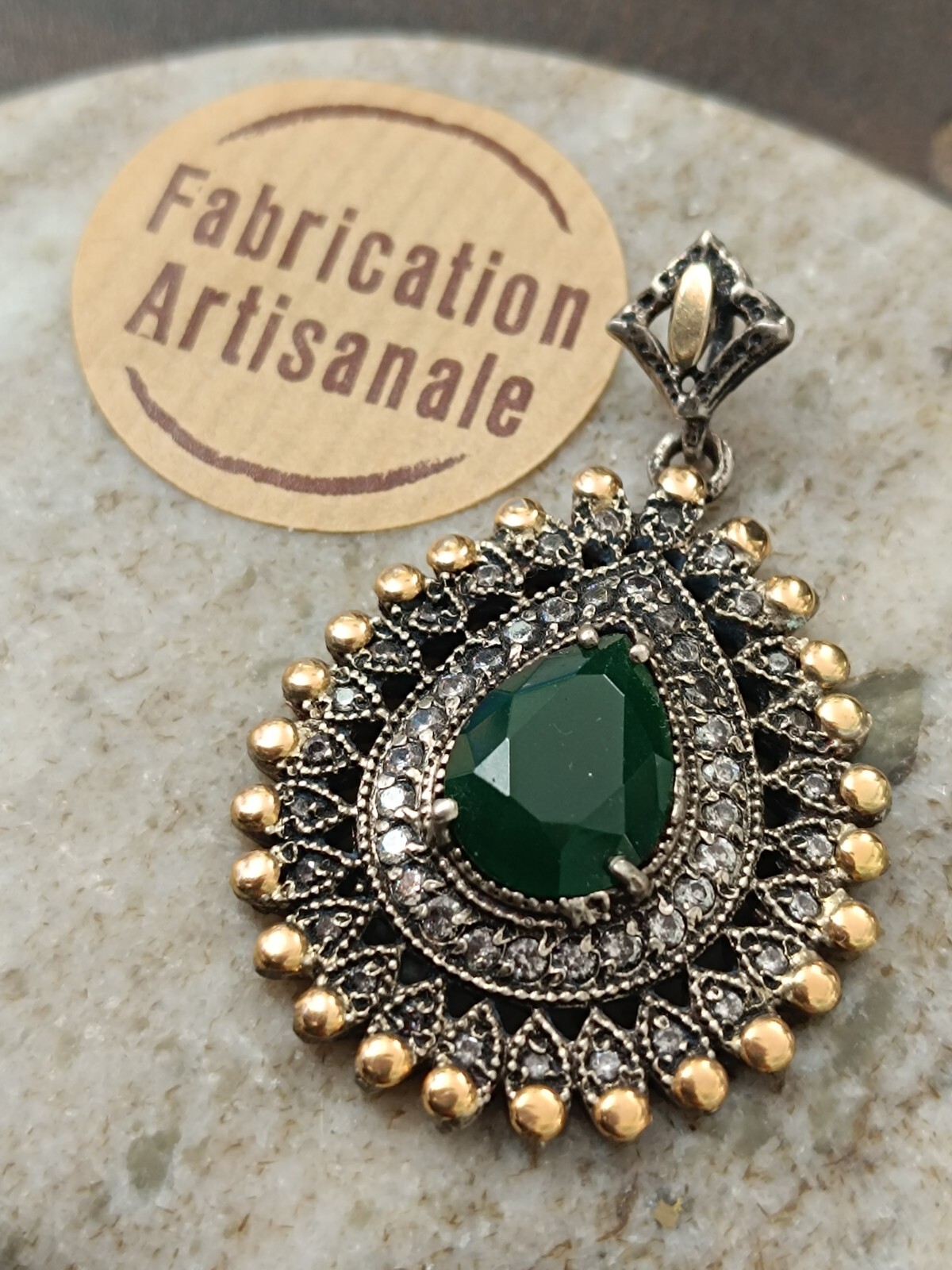 Pendentif en or 18 carats et argent massif bicolore ciselé main