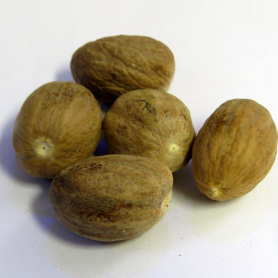 (1kg=100,00 ) 30g Muskatnuss ganz - ca. 5 Stück Muskatnüsse 