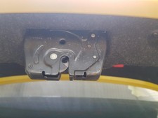 Bmw M4 4er F82 13-20 Kofferraumdeckel Schloss Fangriegel 51247191212 A70409