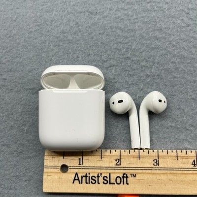 Apple AirPods 2nd Gen A2032 A2031 with Charging Case A1602   Genuine