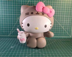 7" Sanrio Hello Kitty x Pusheen Coin Bank Large Figure