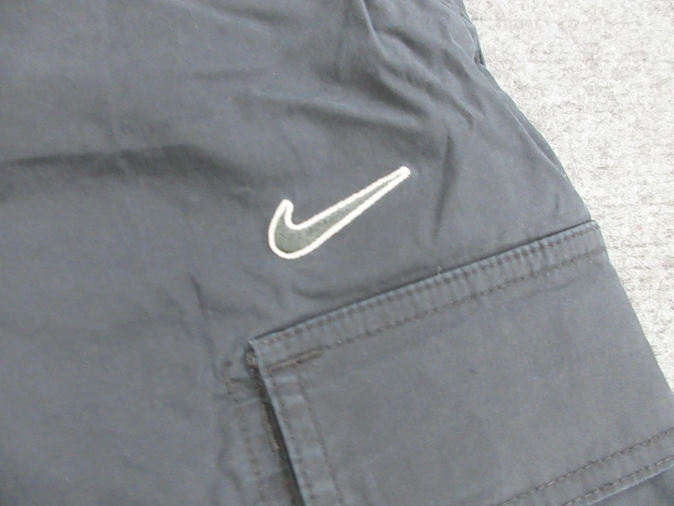 Брюки карго женские Nike средние черные широкие на шнурке с высокой талией FV4969-010 - Изображение 4 из 4