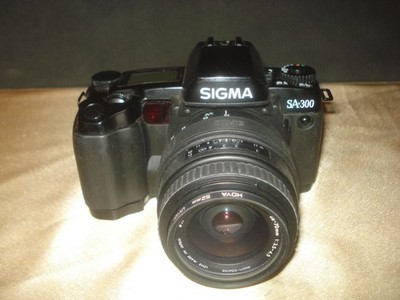 SIGMA SA-300 Autofocus + Objectif 28-70 MM