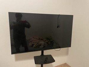 Samsung 50 Zoll 4K TV mit Standfuß Fernseher Smart TV