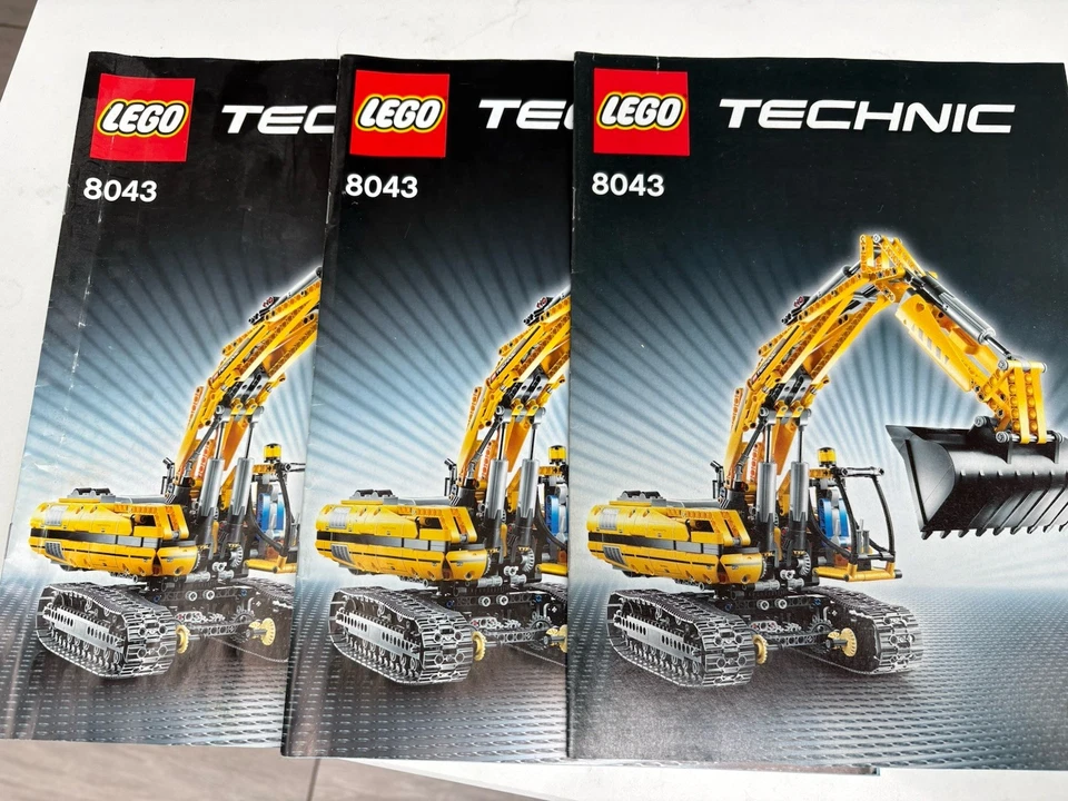 LEGO Technic 8043 Motorized Excavator, photo 4 of 5
