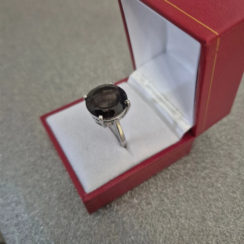 Brazilian Smoky Quartz solitaire ring - Image 2 of 4