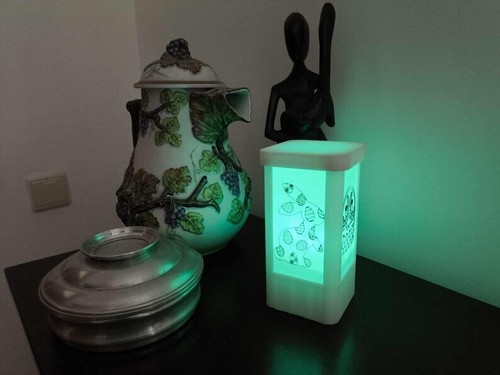 The Minimal Light Up Thing Easter Edition | RGB light for ambient light Easter t - Picture 8 of 8