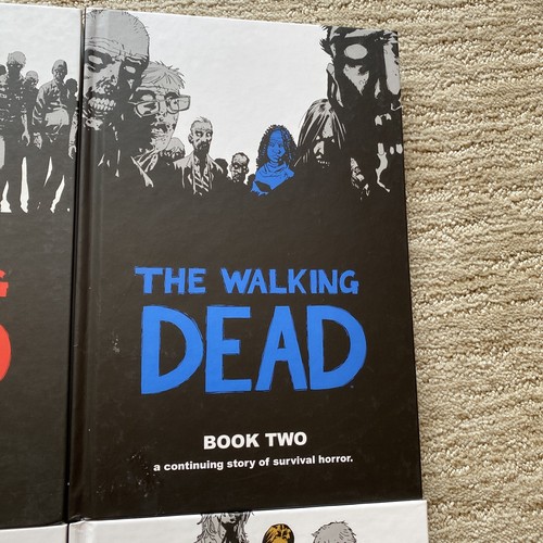 The Walking Dead Bücher 1-4 von Robert Kirkman Hardcover gebraucht Graphic Novel - Bild 3 von 12