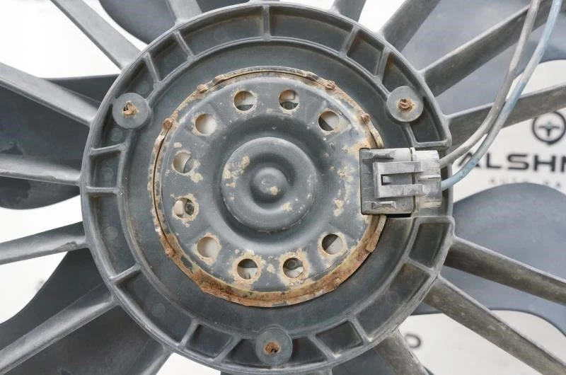 Radiador del motor del ventilador del Jeep Wrangler 2007-2009 68039593AA OEM Foto 4 de 4