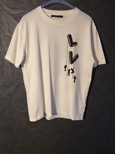 Louis Vuitton Floating LV Printed 