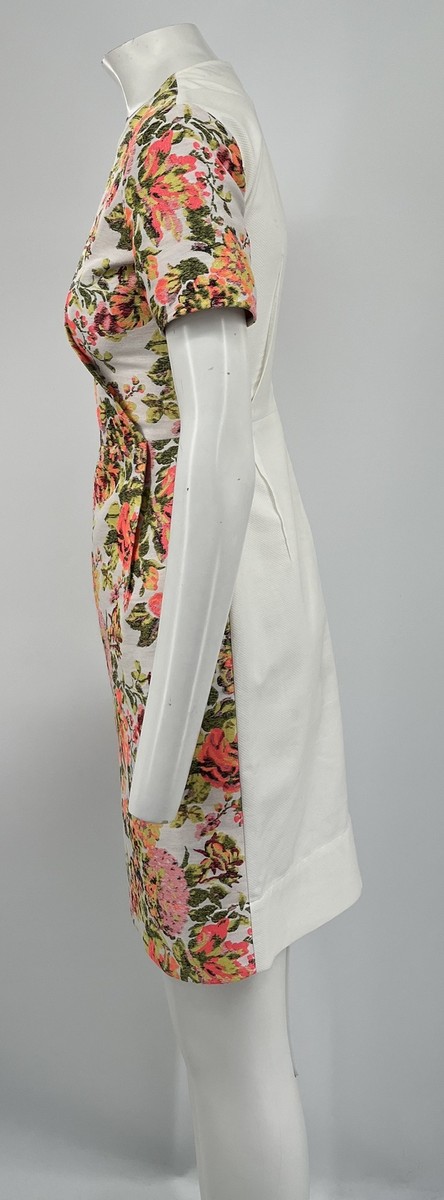 【送料&関税込】Stella McCartney Flower Printed Short-sleeve Stella McCartney Ridley Neon Floral Print Jacquard Short