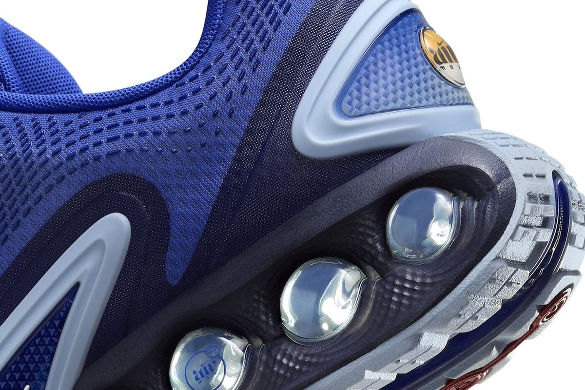 Nike Air Max DN Blue Mens Running Shoes DV3337-400 VNDS Sz 8 Nike Air Max DN - Men main image 2