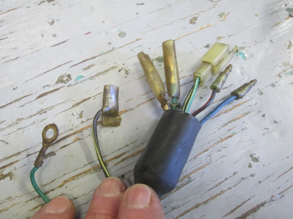 Arnés de cableado principal Honda XR350R 1983 de colección 32100-KF0-000 INSPECCIONADO Foto 4 de 4