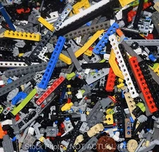 LEGO Bulk Lot 7 Pound lbs Technic Mindstorms Bricks Gears Pins Liftarms Tires