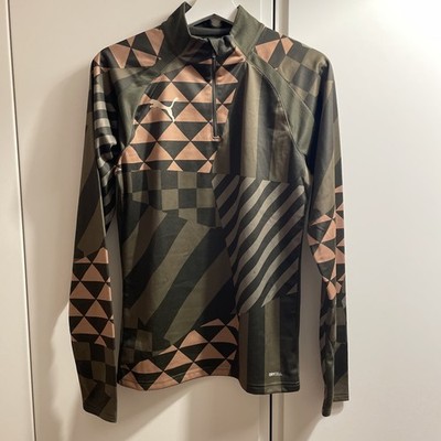 Puma Football Park 1/4 zip top in dark khaki Gr. XS Drycell