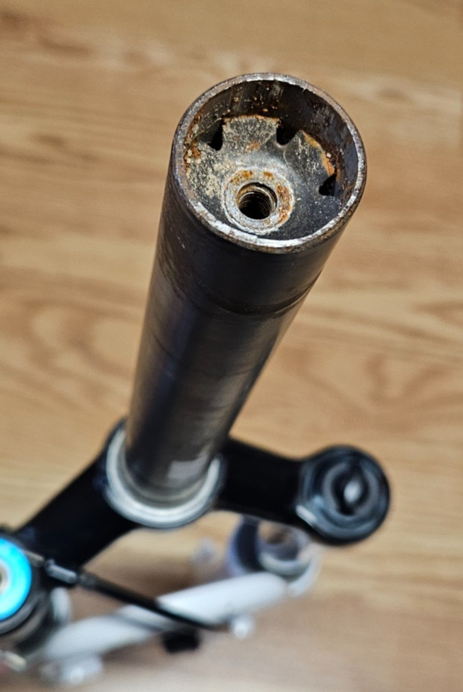 Rockshox Pilot SL 26" MTB Suspension Fork - FREE SHIP