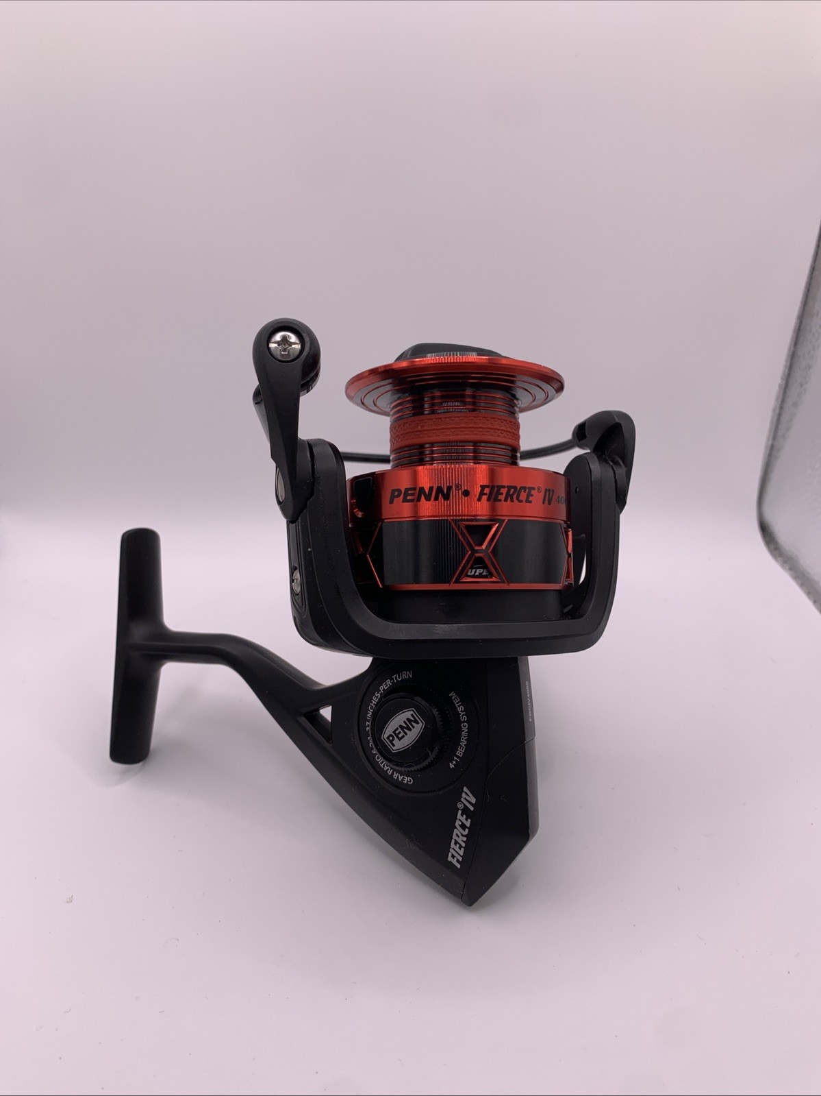 NEW PENN Fierce IV 4000 Spinning Reel (NO BOX)