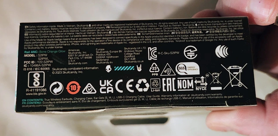 Auriculares Skullcandy NUEVOS Foto 3 de 4