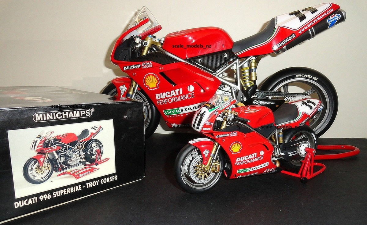 MINICHAMPS 1:6 – DUCATI 998R – P. CHILI – 2002 WSB – VERY VERY