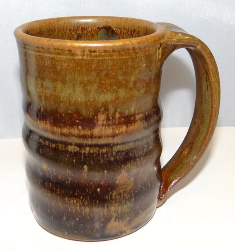 Vintage ART POTTERY Brown Glazed Ribbed 8oz. Mug Cup Hand Thrown Painted Ceramic