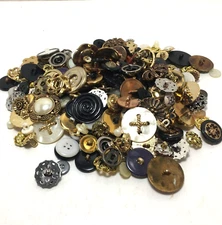 Craft buttons shank & flat 200+ fashion scrapbook junk journal flower Victorian