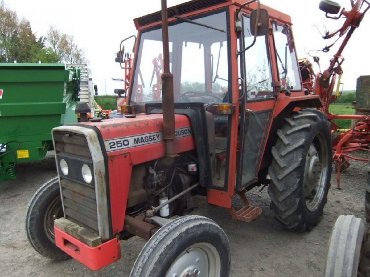 VÉRITABLE 1976-1983 MASSEY Ferguson MF230 MF 230 Tracteur Opérateurs