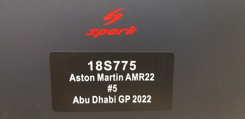 F1 Aston Martin AMR22 2022 Abu Dhabi Gp. Sebastian Vettel 1:18 Spark - Picture 22 of 22