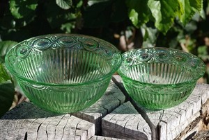 ヴィンテージMosser Glass　ラージサイズ　脚付きベリーボウル 　刻印 ヴィンテージMosser Glass ラージサイズ 脚付きベリーボウル 刻印