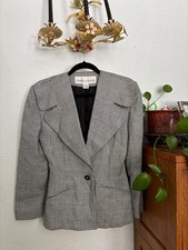 Vintage 1990s Norma Kamali women  s black-and-white houndstooth jacket, size 4
