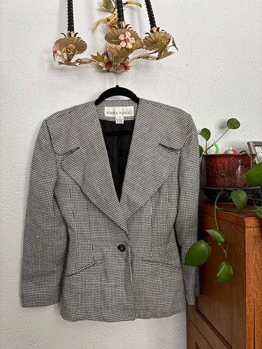 Norma Kamali, Vintage 1990s Norma Kamali women’s black-and-white houndstooth jacket, size 4
