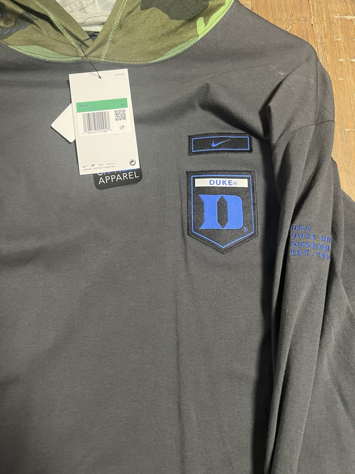 Nike Duke Blue Devils Military Long Sleeve Hooded Light Weight Shirt XL