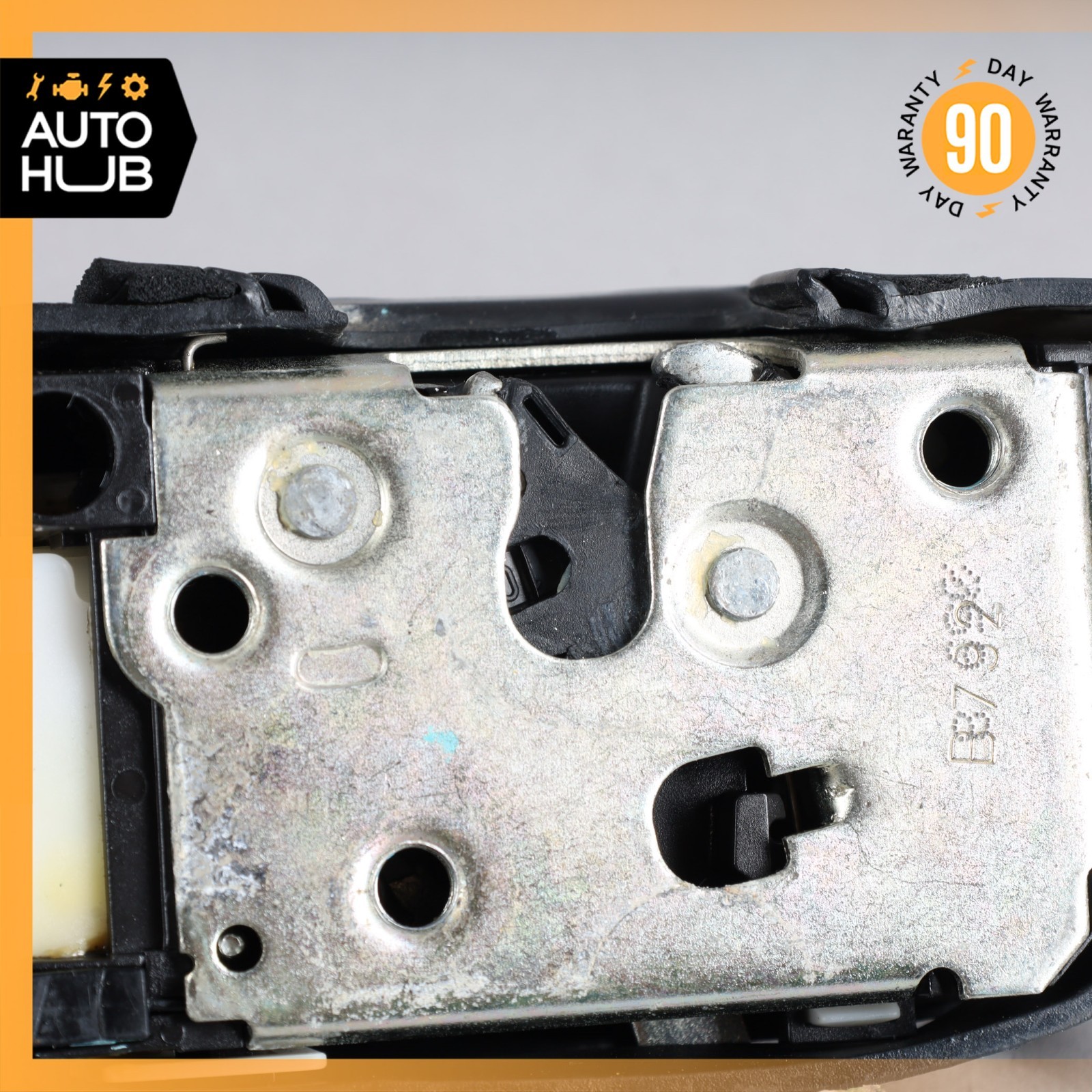 2008 Maserati GranTurismo M145 Right Side Door Lock Latch Actuator OEM 34k