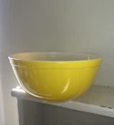 Vintage Pyrex Primary Colors Yellow 403 Nesting/Mixing Bowl 2.5 Quart