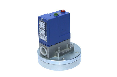 TELEMECANIQUE XMLBS02B2S11 PRESSURE SWITCH