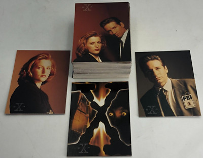 The X-Files Series 3 TV Series 1996 Topps Trading Card Complete Set #1-72