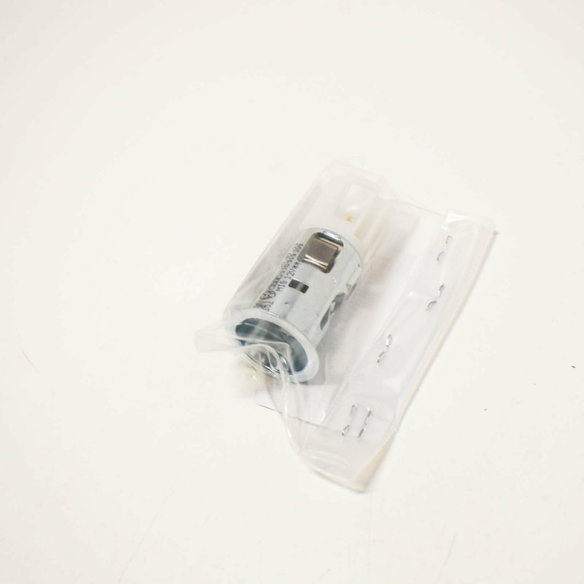 cigarette lighter fuse golf mk6 VW GOLF MK6 CIGARETTE LIGHTER ASSEMBLY REPLACEMENT SOCKET 1J0919309
