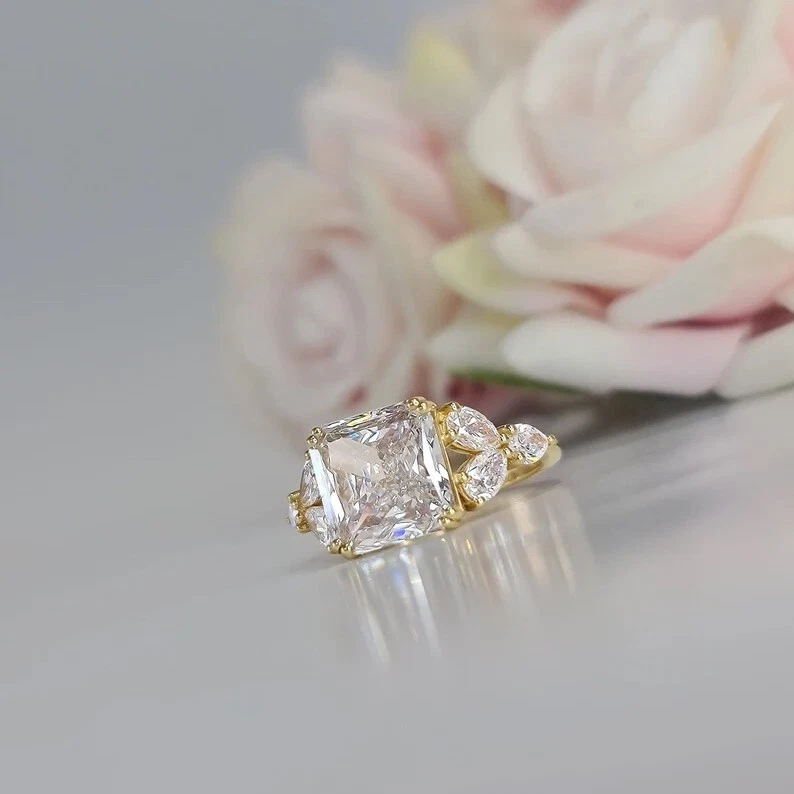 6.10Ct Radiant Cut White Treated Diamond Solitaire in 925 Silver Engagement Ring - Image 2 of 4