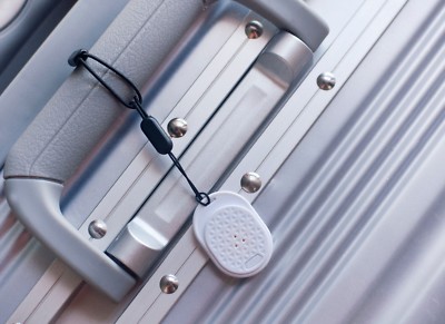 itracteasy Bluetooth mini smart Tracker for keys, luggage, wallets 
