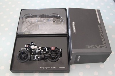 Minichamps - Brough Superior SS100 Lawrence 1932 Modell & Vitrine Maßstab 1:12 NEU