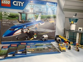 LEGO CITY: Airport Passenger Terminal (60104) 100% Complete W/ Box & Instruction