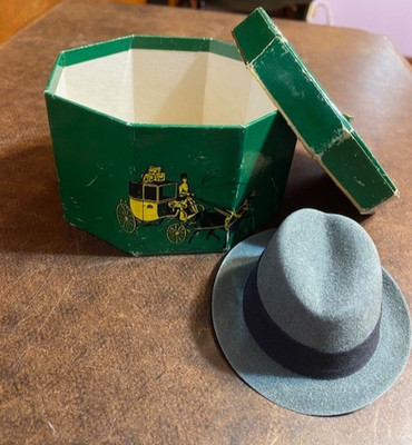 Vtg Mini Dobb's Hat Box and Hat Salesman Sample