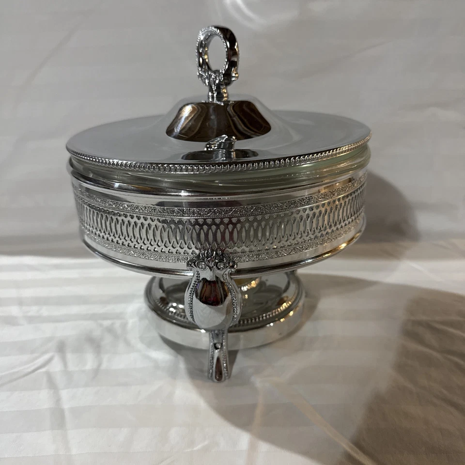 Plato de frotamiento vintage con tazón Pyrex de 2 cuartos de galón Foto 2 de 4