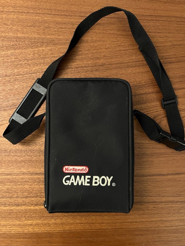 VTG Official Nintendo Original Gameboy Black Carrying Case Bag w/Strap w/ TRAY
