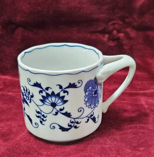 Blue Danube Japan Blue Onion Mug(s)