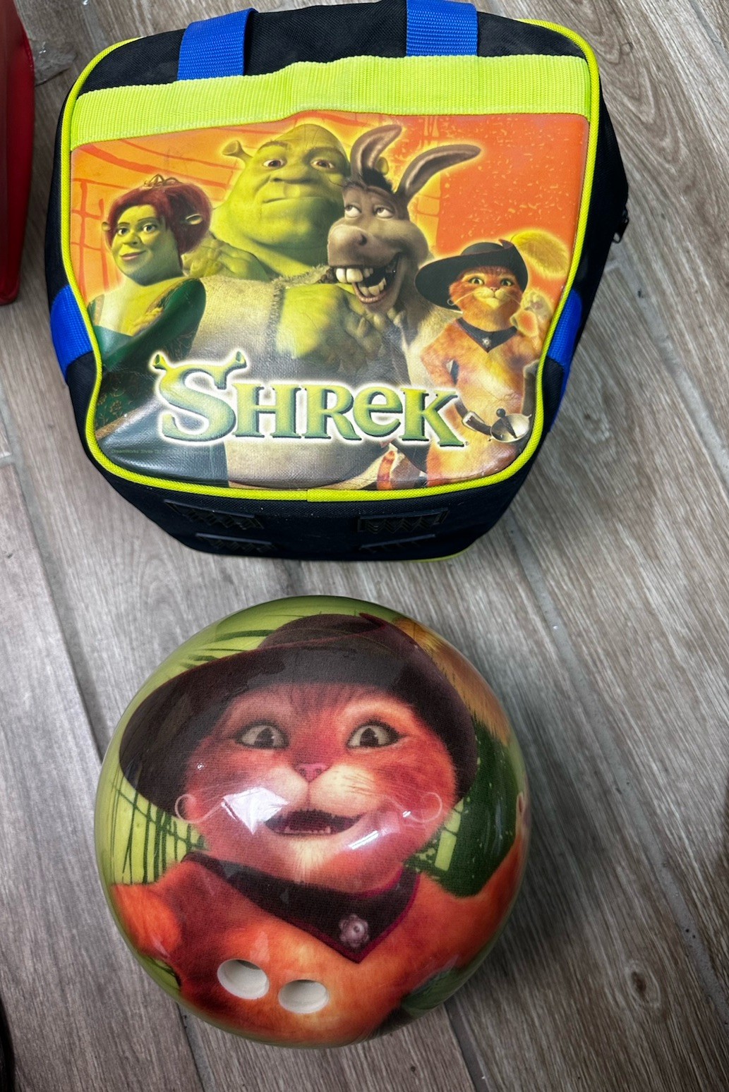 Vintage Shrek Puss In Boots Bowling Ball Brunswick Viz-A-Bal