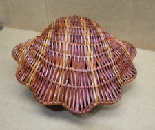 Vintage Wicker Clam Shell Hinged Basket, Seas...