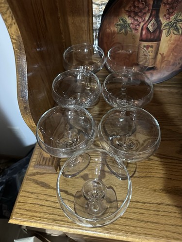 Vintage Set of 7 Crystal Stemmed Champagne Coupe Glasses, Round Glassware